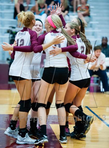 Thumbnail 2 in Rockwall-Heath vs Rowlett photogallery.