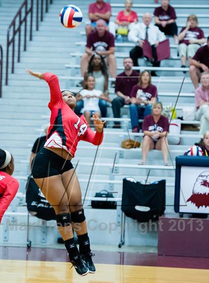 Thumbnail 1 in Rockwall-Heath vs Rowlett photogallery.