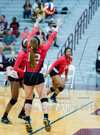 Thumbnail 3 in JV: Rockwall-Heath vs Rowlett photogallery.