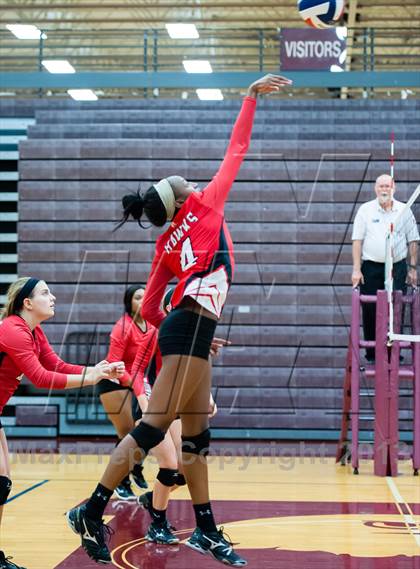 Thumbnail 2 in Rockwall-Heath vs Rowlett photogallery.
