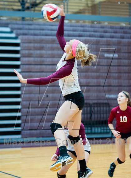 Thumbnail 1 in JV: Rockwall-Heath vs Rowlett photogallery.