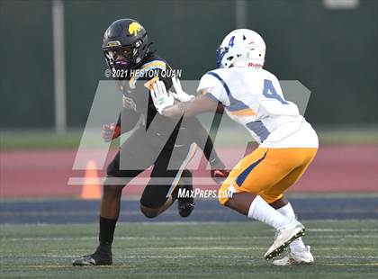 Thumbnail 1 in Gahr @ Warren photogallery.