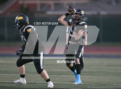 Thumbnail 1 in Gahr @ Warren photogallery.