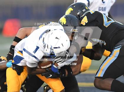 Thumbnail 2 in Gahr @ Warren photogallery.