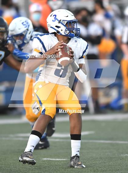 Thumbnail 2 in Gahr @ Warren photogallery.
