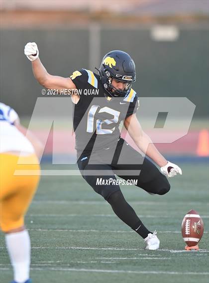 Thumbnail 1 in Gahr @ Warren photogallery.