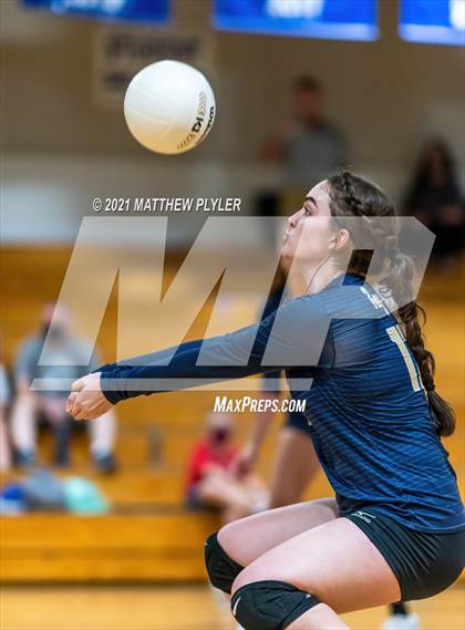 Thumbnail 3 in Village Christian Academy @ Fayetteville Academy photogallery.