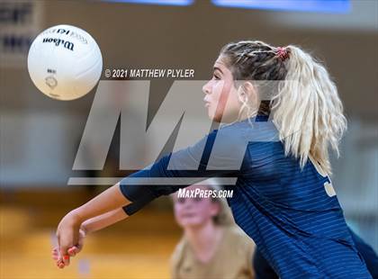 Thumbnail 2 in Village Christian Academy @ Fayetteville Academy photogallery.