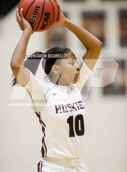 Thumbnail 2 in Basha @ Hamilton photogallery.