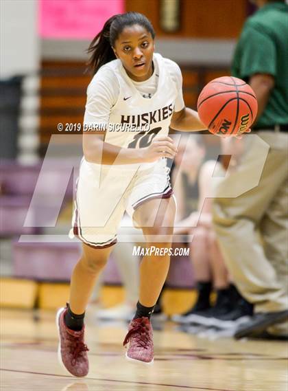 Thumbnail 3 in Basha @ Hamilton photogallery.