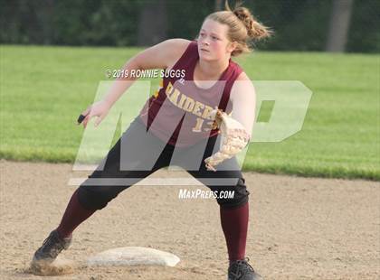 Thumbnail 2 in East Catholic @ Windsor Locks photogallery.