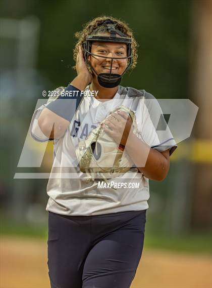 Thumbnail 2 in JV: Lincoln Southeast vs Lincoln North Star photogallery.