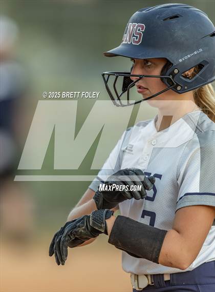 Thumbnail 3 in JV: Lincoln Southeast vs Lincoln North Star photogallery.