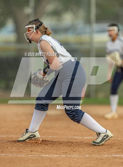 Thumbnail 1 in JV: Lincoln Southeast vs Lincoln North Star photogallery.