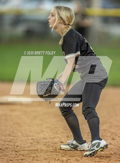 Thumbnail 3 in JV: Lincoln Southeast vs Lincoln North Star photogallery.