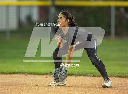 Thumbnail 2 in JV: Lincoln Southeast vs Lincoln North Star photogallery.
