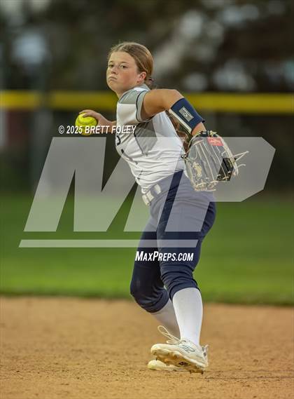 Thumbnail 2 in JV: Lincoln Southeast vs Lincoln North Star photogallery.