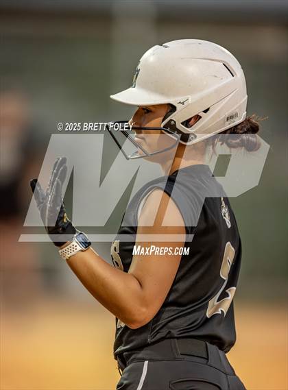 Thumbnail 2 in JV: Lincoln Southeast vs Lincoln North Star photogallery.