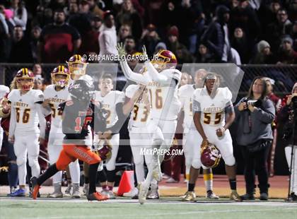 Thumbnail 3 in Liberty vs Pittsburg (CIF NCS D1 Semifinal) photogallery.