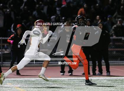 Thumbnail 3 in Liberty vs Pittsburg (CIF NCS D1 Semifinal) photogallery.