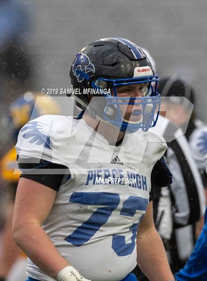 Thumbnail 1 in Pierce vs. Wahoo  (NSAA Class C1 Final)  photogallery.