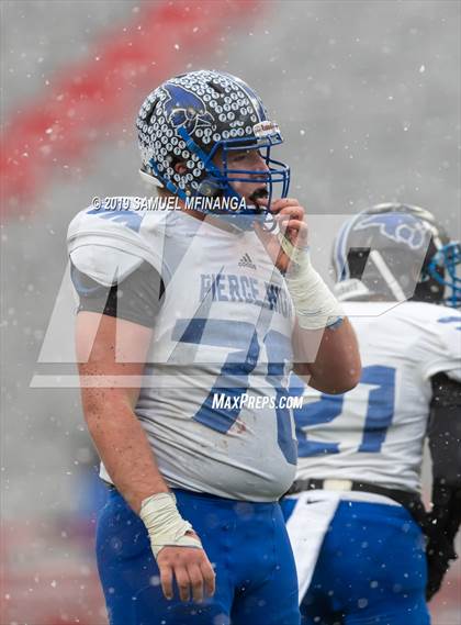 Thumbnail 1 in Pierce vs. Wahoo  (NSAA Class C1 Final)  photogallery.
