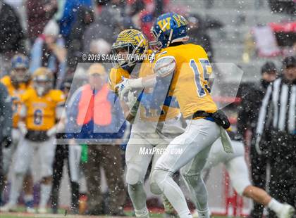 Thumbnail 2 in Pierce vs. Wahoo  (NSAA Class C1 Final)  photogallery.