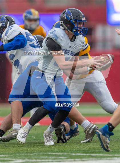 Thumbnail 1 in Pierce vs. Wahoo  (NSAA Class C1 Final)  photogallery.