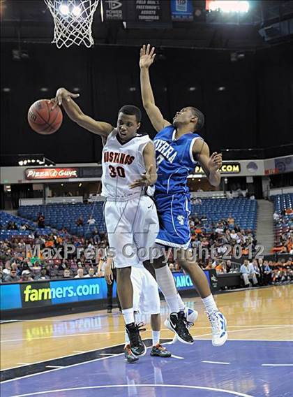Thumbnail 3 in Sierra vs. Foothill (CIF SJS D3 Final) photogallery.