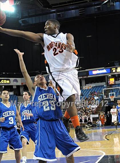Thumbnail 3 in Sierra vs. Foothill (CIF SJS D3 Final) photogallery.