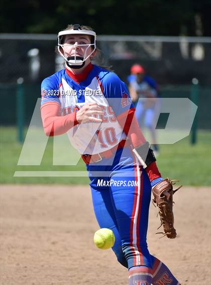 Thumbnail 3 in Reno vs. Oakmont (Stephanie LeDoux Tournament) photogallery.