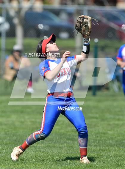 Thumbnail 2 in Reno vs. Oakmont (Stephanie LeDoux Tournament) photogallery.