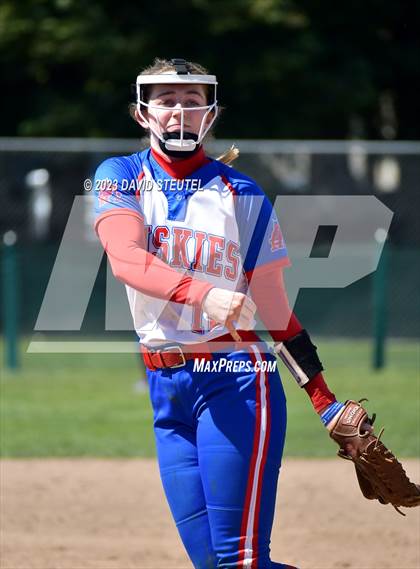 Thumbnail 1 in Reno vs. Oakmont (Stephanie LeDoux Tournament) photogallery.