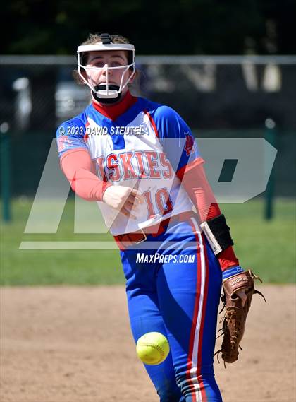 Thumbnail 1 in Reno vs. Oakmont (Stephanie LeDoux Tournament) photogallery.