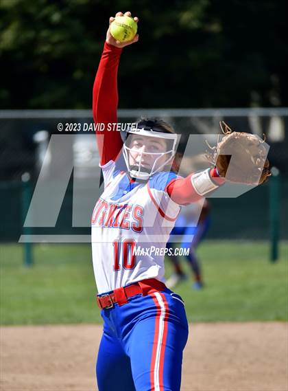 Thumbnail 2 in Reno vs. Oakmont (Stephanie LeDoux Tournament) photogallery.