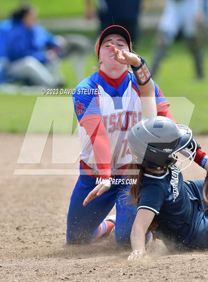 Thumbnail 3 in Reno vs. Oakmont (Stephanie LeDoux Tournament) photogallery.