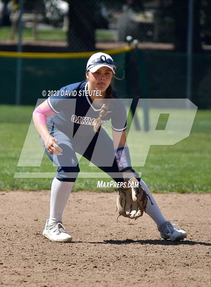 Thumbnail 1 in Reno vs. Oakmont (Stephanie LeDoux Tournament) photogallery.