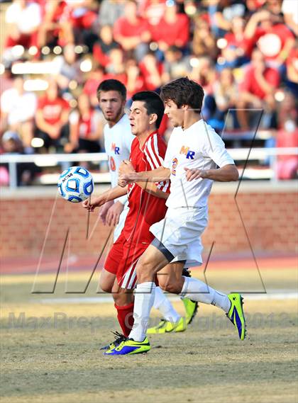 Thumbnail 1 in Jacksonville vs. Marvin Ridge (NCHSAA 3A Final) photogallery.