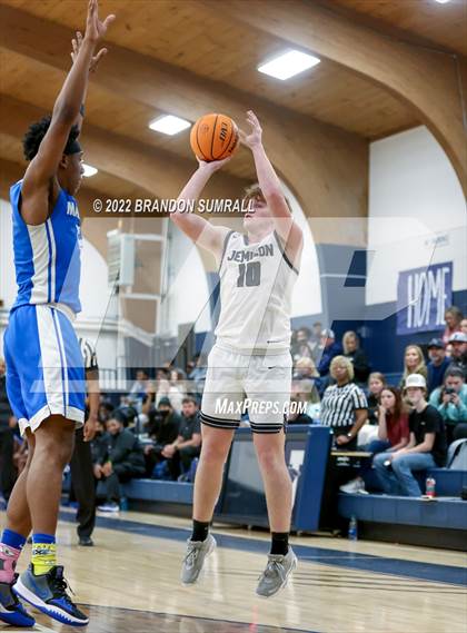 Thumbnail 1 in Marbury @ Jemison photogallery.