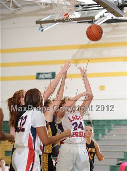 Thumbnail 3 in Karns vs. West  (Knoxville Catholic Pilot Tournament) photogallery.
