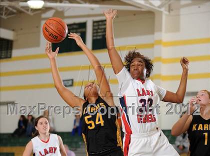 Thumbnail 3 in Karns vs. West  (Knoxville Catholic Pilot Tournament) photogallery.