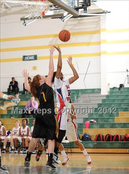 Thumbnail 1 in Karns vs. West  (Knoxville Catholic Pilot Tournament) photogallery.