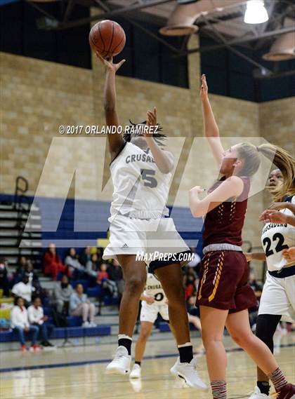 Thumbnail 2 in Torrey Pines @ Mater Dei Catholic (Matador Classic) photogallery.