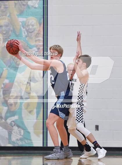 Thumbnail 2 in ThunderRidge vs. Valor Christian photogallery.