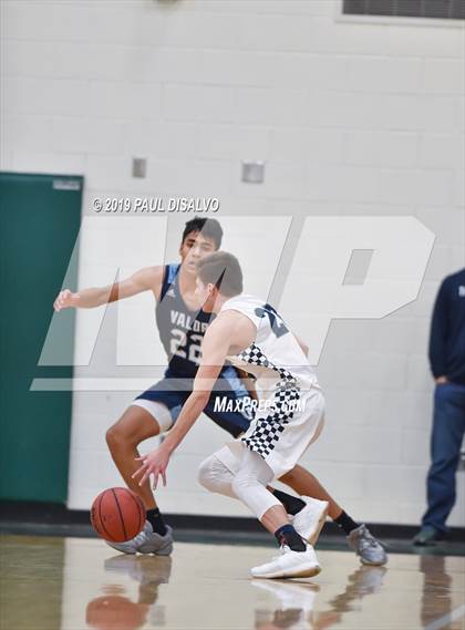 Thumbnail 1 in ThunderRidge vs. Valor Christian photogallery.