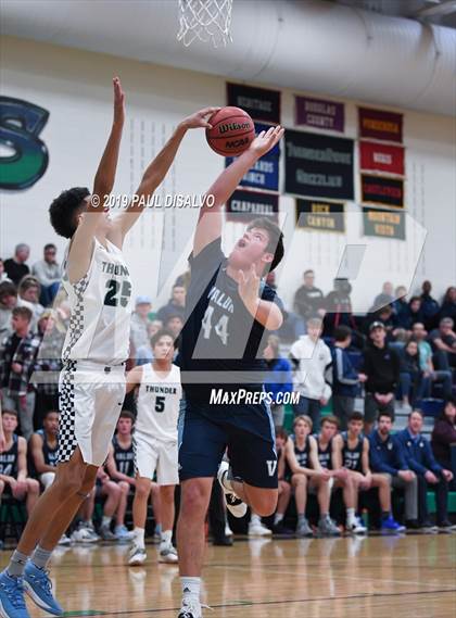 Thumbnail 2 in ThunderRidge vs. Valor Christian photogallery.