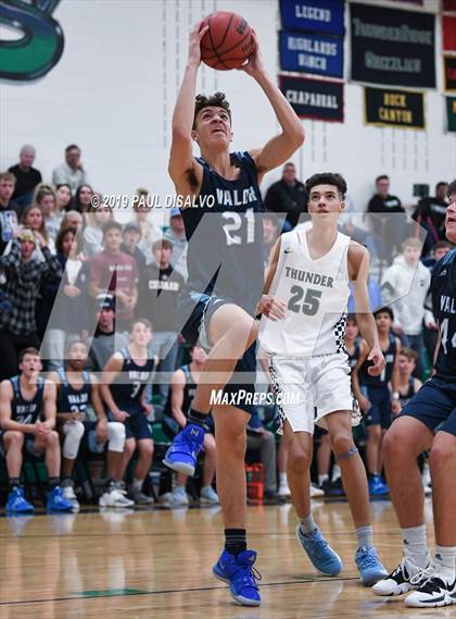 Thumbnail 1 in ThunderRidge vs. Valor Christian photogallery.