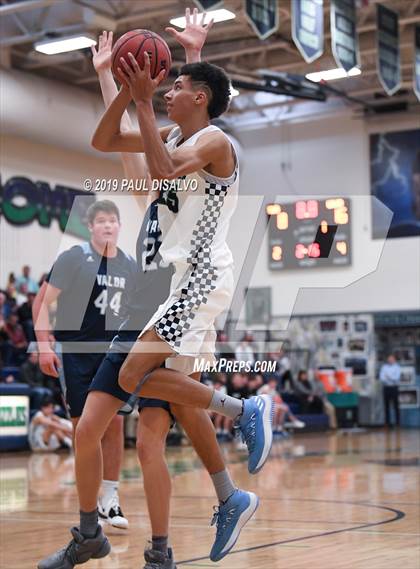 Thumbnail 3 in ThunderRidge vs. Valor Christian photogallery.