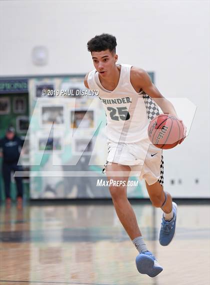 Thumbnail 2 in ThunderRidge vs. Valor Christian photogallery.