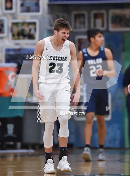 Thumbnail 3 in ThunderRidge vs. Valor Christian photogallery.